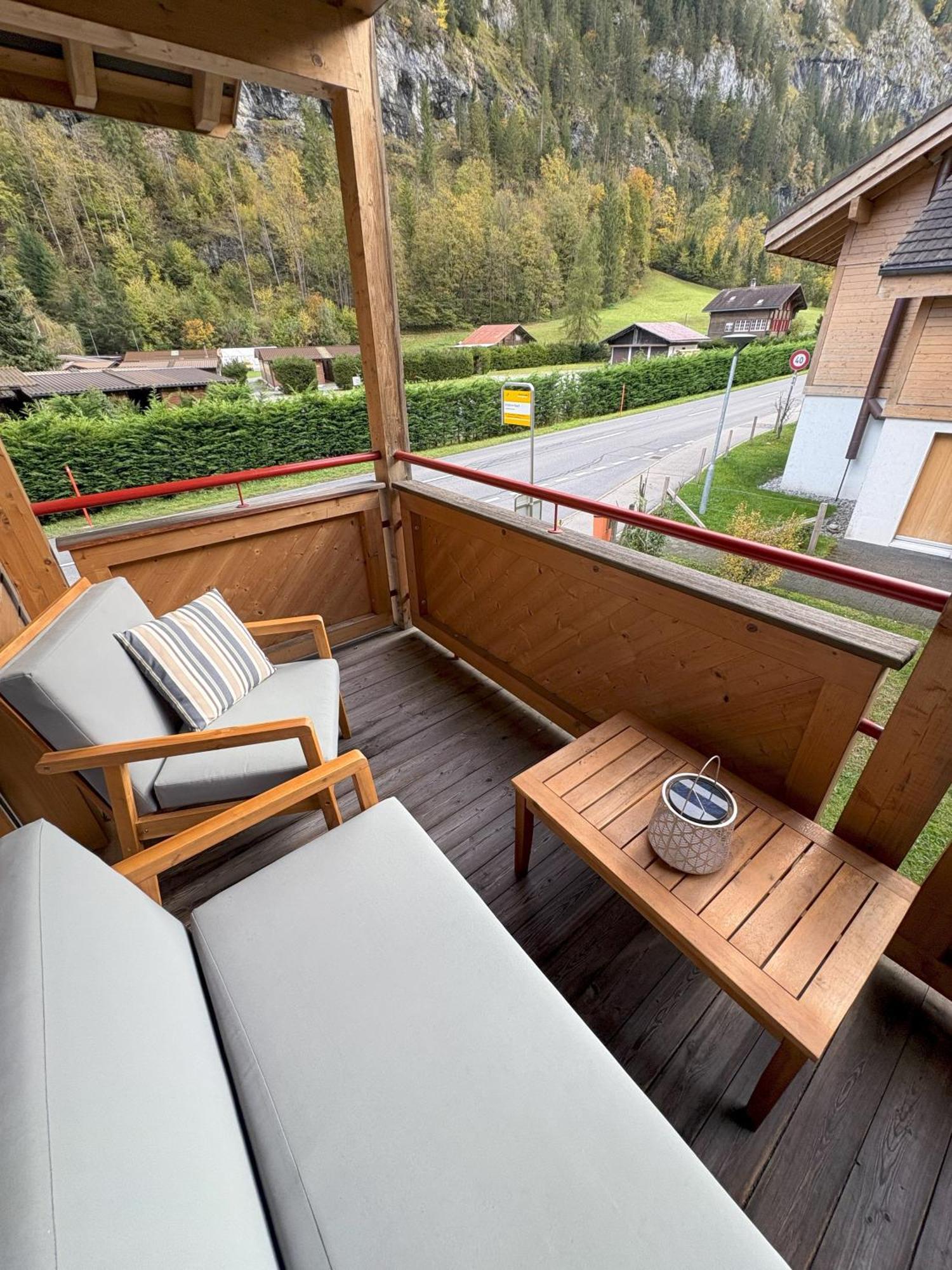 Family Frame Apartment Lauterbrunnen Extérieur photo